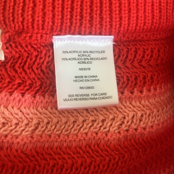 Madden NYC Red and White Striped crocheted 2 piece Romper - Picture 4 of 6